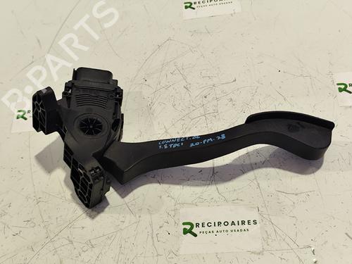 Used Pedal FORD TRANSIT CONNECT (P65_, P70_, P80_) [2002-2026]  31739441