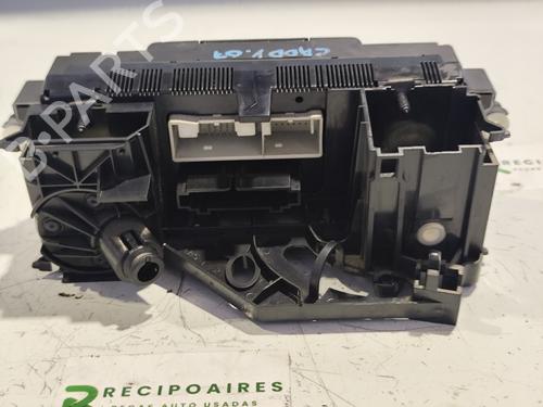 Climate control VW CADDY III Box Body/MPV (2KA, 2KH, 2CA, 2CH) | BP31739470I5