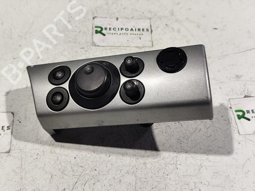 Used Headlight switch OPEL ASTRA H (A04) [2004-2014]  31726137