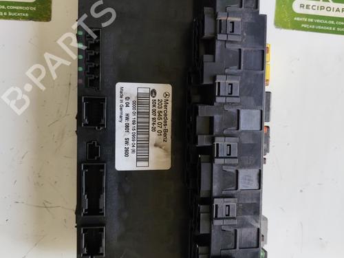 Used Fuse box MERCEDES-BENZ C-CLASS (W203) [2000-2007]  31729403