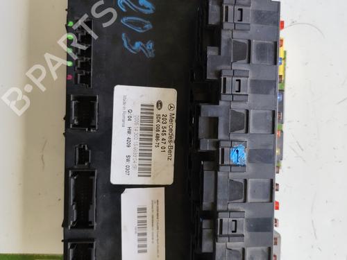Used Fuse box MERCEDES-BENZ C-CLASS Coupe (CL203) [2001-2011]  31729404