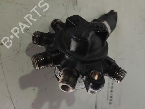 Rail D'Injecteurs RENAULT CLIO II (BB_, CB_) [1998-2016]  31731428