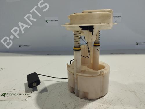Used Fuel pump RENAULT CLIO II (BB_, CB_) [1998-2016]  31739023