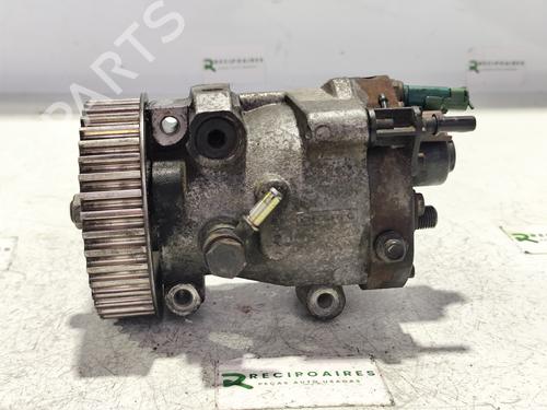 Used Injection pump RENAULT CLIO II (BB_, CB_) [1998-2016]  31744235