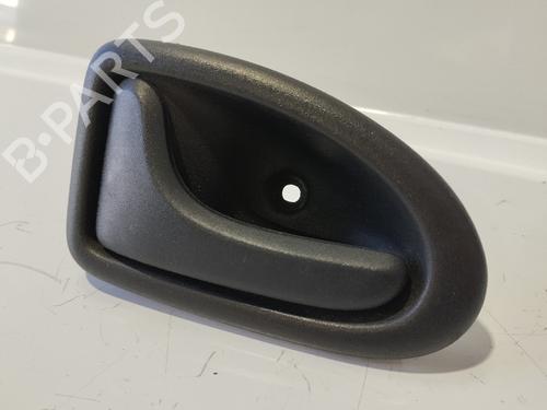 Used Front left exterior door handle RENAULT CLIO II (BB_, CB_) [1998-2016]  31746341