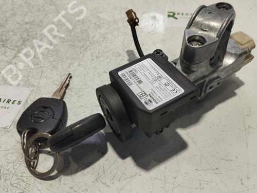 Used Switch NISSAN X-TRAIL I (T30) [2001-2013]  31730110