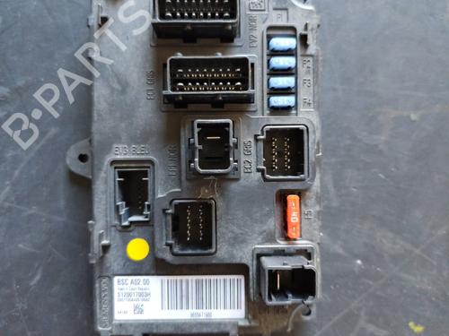 Used Fuse box PEUGEOT 407 (6D_) [2004-2011]  31728090