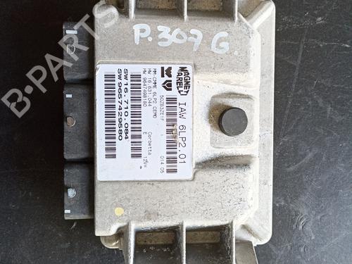 Used Engine control unit (ECU) Engine control unit (ECU) 31726782 31726782
