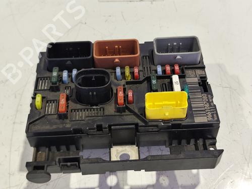 Fuse box PEUGEOT 307 SW (3H) | BP31739571E1