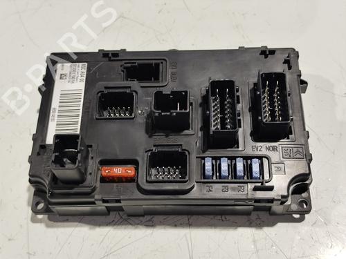 Used Fuse box PEUGEOT 407 SW (6E_, 6D_) [2004-2011]  31739357