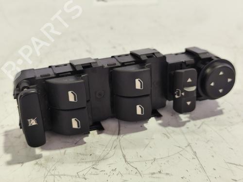 Comutador vidro trás esquerdo PEUGEOT 407 SW (6E_, 6D_) [2004-2011]  31739376