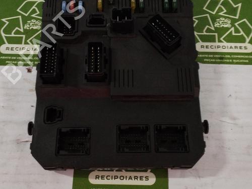 Used Fuse box Fuse box PEUGEOT 407 SW (6E_, 6D_) [2004-2011] 31728310 31728310