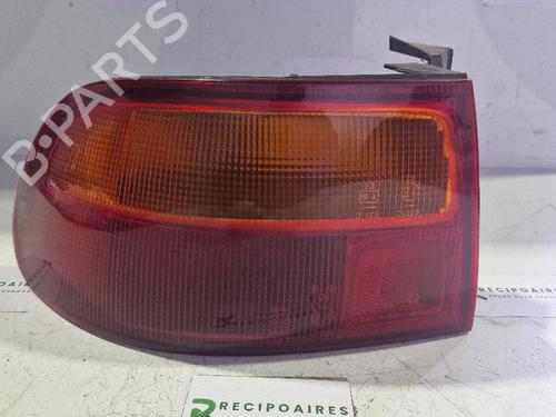Używane Lampa tylna lewa HONDA CIVIC V Hatchback (EG, EH) [1991-1995]  31735307