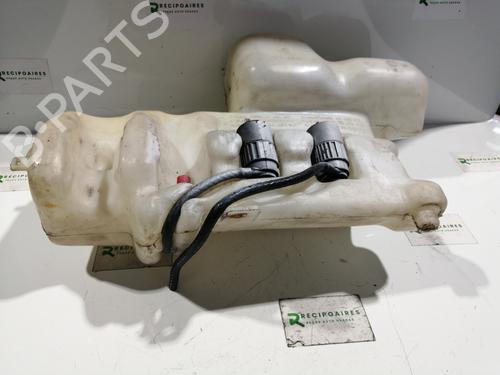 Used Windscreen washer tank MERCEDES-BENZ VITO / MIXTO Van (W639) [2003-2026]  31729938