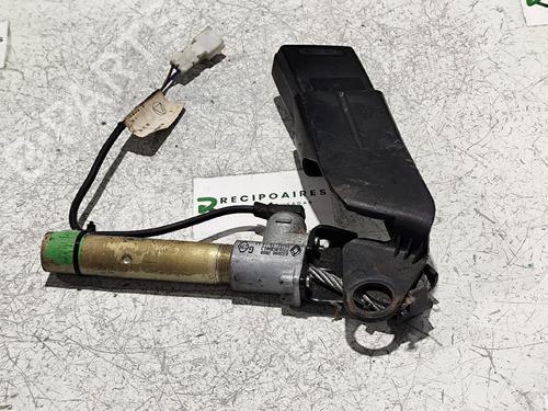 Used Front left seatbelt RENAULT KANGOO (KC0/1_) [1997-2026]  31744993