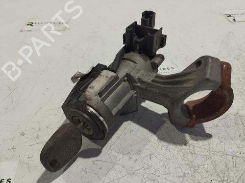 Used Switch TOYOTA COROLLA (_E12_) [2001-2008]  31742291