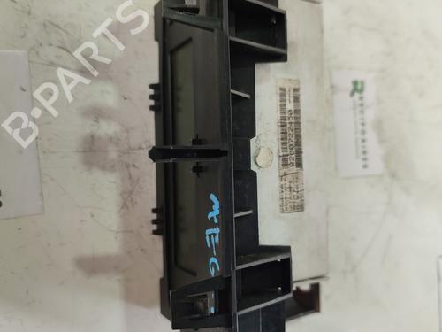 Used Display monitor RENAULT MEGANE II (BM0/1_, CM0/1_) [2001-2012]  31731171