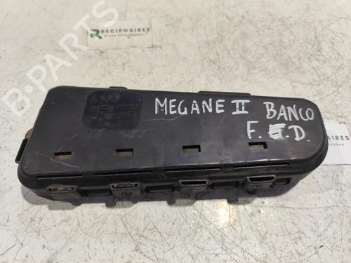 Used Right seat airbag RENAULT MEGANE II (BM0/1_, CM0/1_) [2001-2012]  31741190