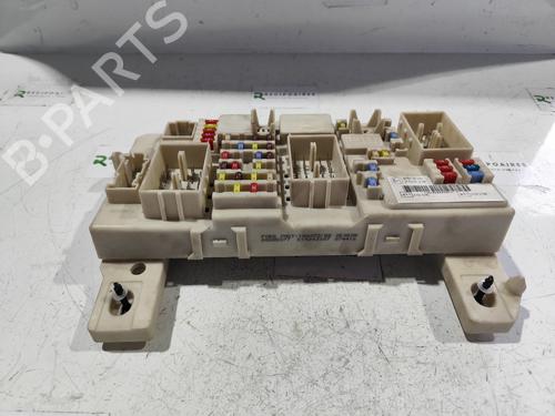 Used Fuse box FORD FOCUS II (DA_, HCP, DP) [2004-2013]  31736208