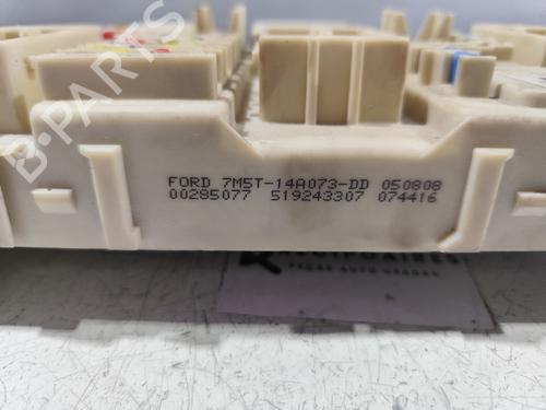 Fuse box FORD FOCUS II (DA_, HCP, DP) | BP31736208E1
