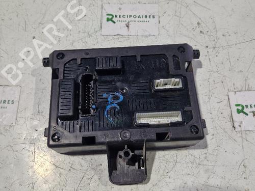 Used Electronic module RENAULT CLIO III (BR0/1, CR0/1) [2005-2014]  31733472