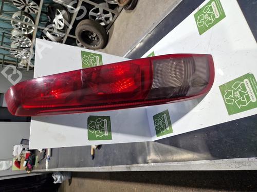 Used Left taillight NISSAN X-TRAIL I (T30) [2001-2013]  31729617