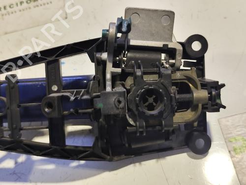 Front right exterior door handle OPEL ASTRA H (A04) | BP31738448C129