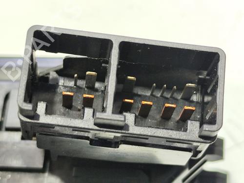 Steering column stalk TOYOTA YARIS (_P9_) | BP31743217I23