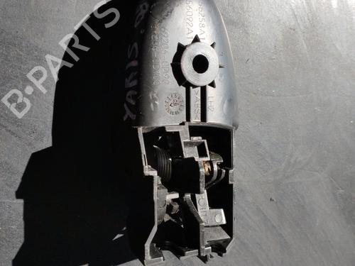 Used Front left exterior door handle TOYOTA YARIS (_P9_) [2005-2014]  31728119