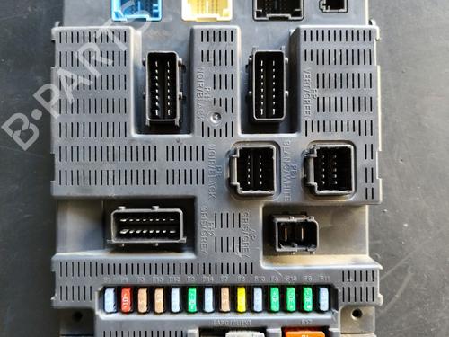 Used Fuse box PEUGEOT 207 (WA_, WC_) [2006-2015]  31728110