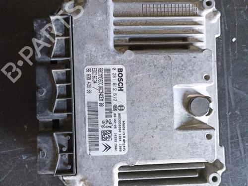 Used Engine control unit (ECU) PEUGEOT PARTNER Box Body/MPV (5_, G_) [1996-2026]  31726774