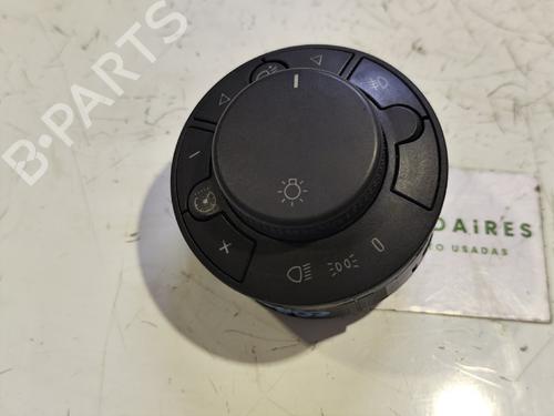 Used Headlight switch OPEL CORSA D (S07) [2006-2015]  31740132