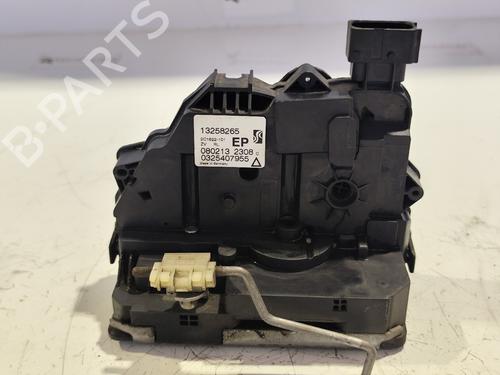 Fechadura trás esquerda OPEL CORSA D (S07) [2006-2015]  31739387