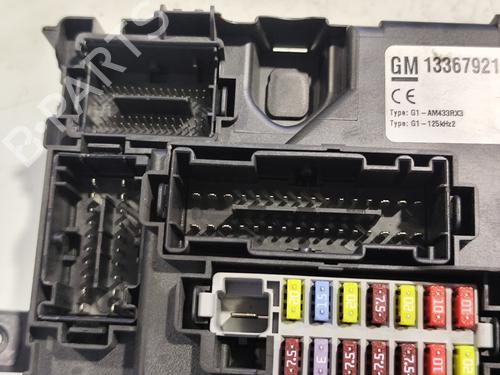 Fuse box OPEL CORSA D (S07) | BP31739027E1