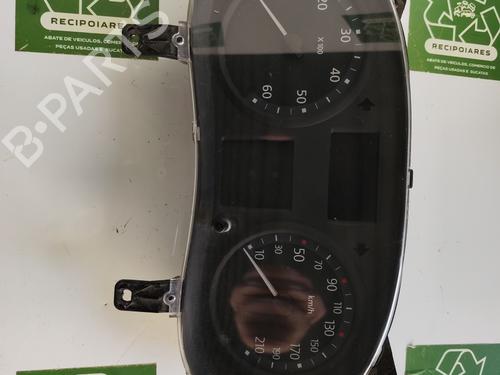 Used Instrument cluster RENAULT TRAFIC II Van (FL) [2001-2026]  31728712