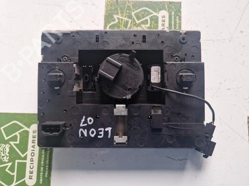 Plafoniera interna SEAT LEON (1P1) [2005-2013]  31728832