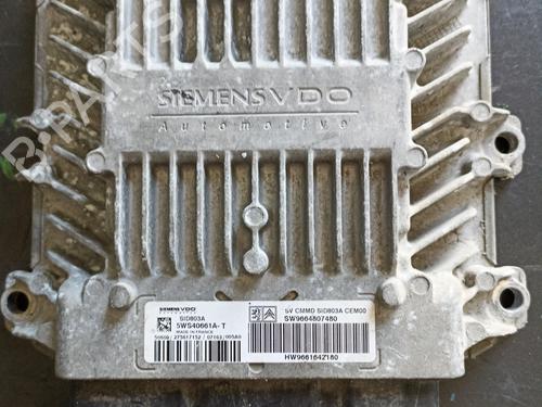 Used Engine control unit (ECU) PEUGEOT EXPERT Van (VF3A_, VF3U_, VF3X_) [2007-2026]  31726788