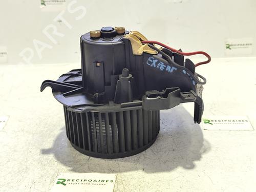 Used Heater blower motor PEUGEOT EXPERT Van (VF3A_, VF3U_, VF3X_) [2007-2026]  31743976