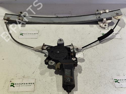 Lève-vitre avant gauche HYUNDAI ACCENT I (X-3) [1994-2002]  31736457