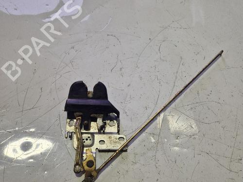 Used Tailgate lock MITSUBISHI LANCER V (CB_A, CD_A, CE_A) [1991-1996]  31746863