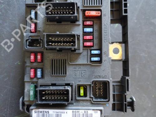 Used Fuse box Fuse box PEUGEOT 206 Hatchback (2A/C) [1998-2012] 31728068 31728068