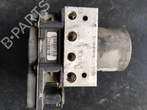 Used ABS pump RENAULT MEGANE II (BM0/1_, CM0/1_) [2001-2012]  31727581