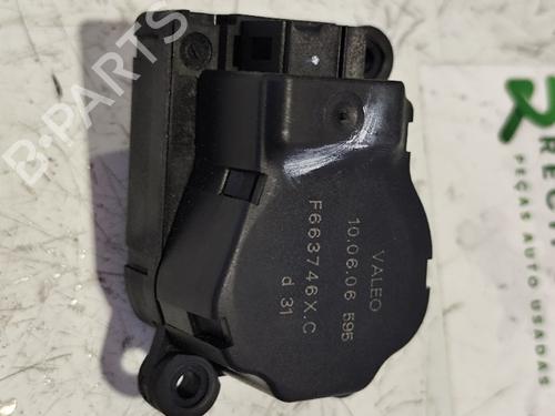 Used Electronic module RENAULT MEGANE II Coupé-Cabriolet (EM0/1_) [2003-2010]  31740635