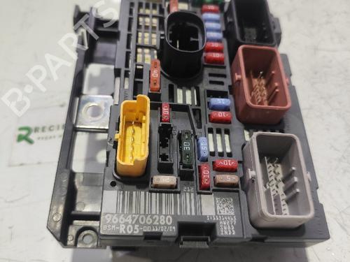 Used Fuse box PEUGEOT 308 I (4A_, 4C_) [2007-2016]  31741059