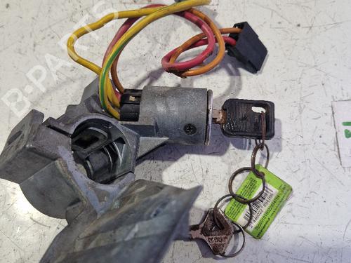 Interruttore RENAULT SUPER 5 (B/C40_) [1984-1996]  31733327