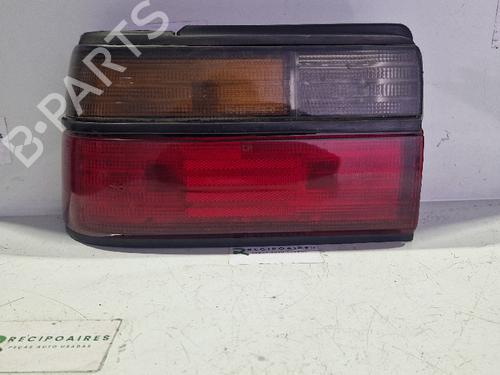 Farolim esquerdo TOYOTA COROLLA (_E9_) [1987-1999]  31735027