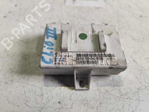 Used Electronic module RENAULT CLIO III (BR0/1, CR0/1) [2005-2014]  31732967