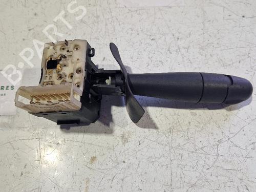 Used Steering column stalk RENAULT CLIO II (BB_, CB_) [1998-2016]  31732709