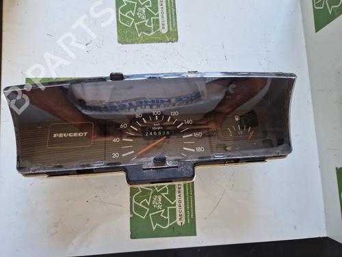 Kombiinstrument PEUGEOT 205 Hatchback Van [1983-1990]  31729656
