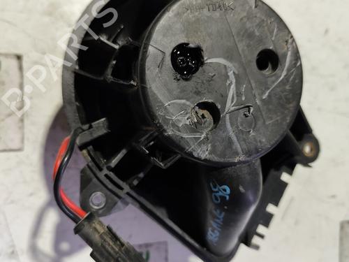 Used Heater blower motor RENAULT MEGANE I (BA0/1_) [1995-2004]  31730956